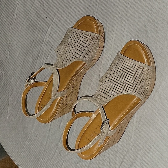 FRANCO SARTO Clinton2 cork wedges taupe faux suede open toe sandals 7 Summer - Picture 2 of 6
